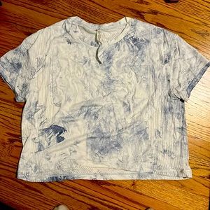 COPY - Lululemon Train to Be Short Sleeve size XL.